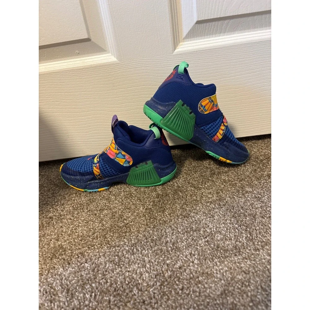 Nike lebron witness